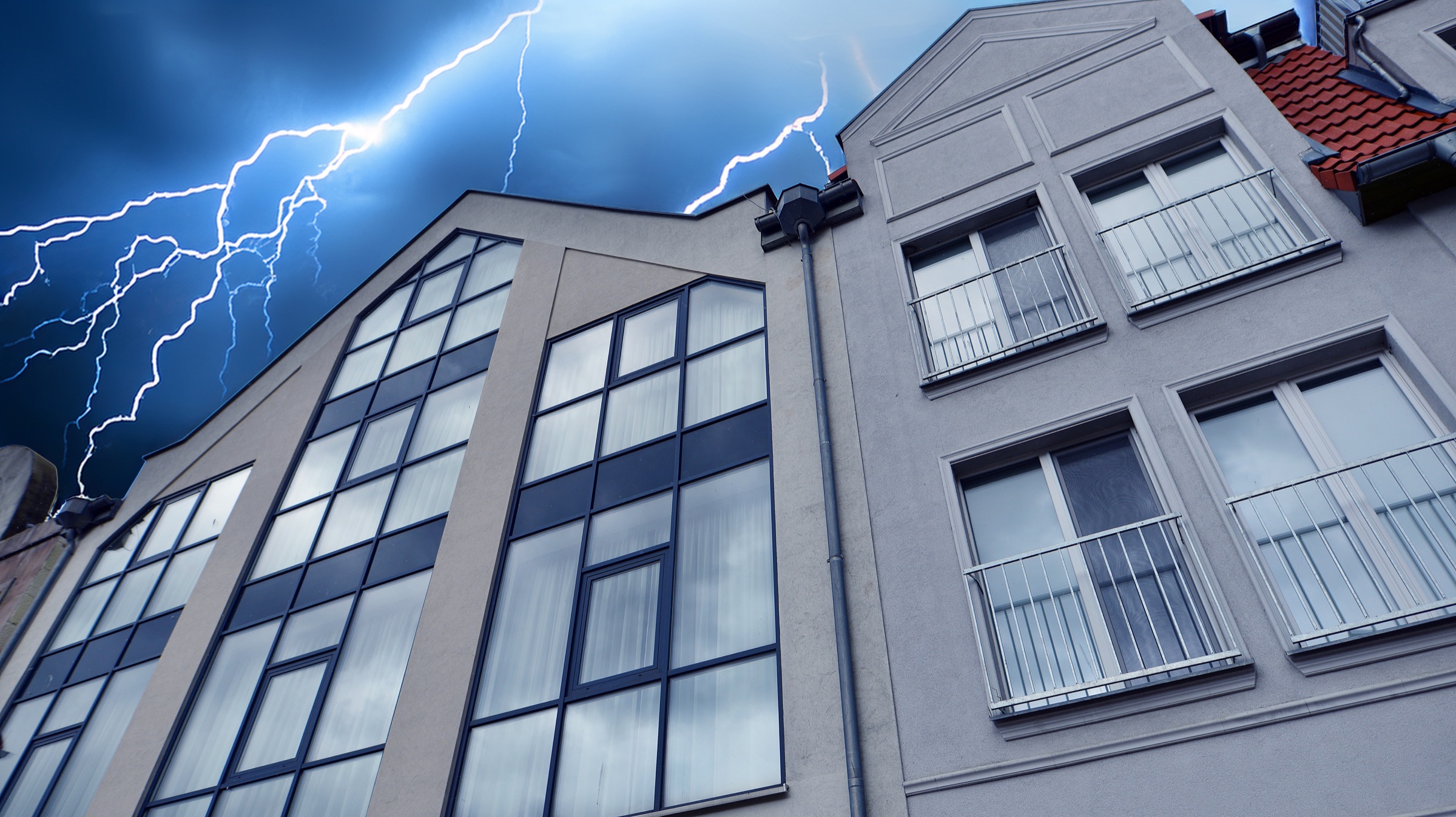 Commercial and residential buildings exposed to lightning activity